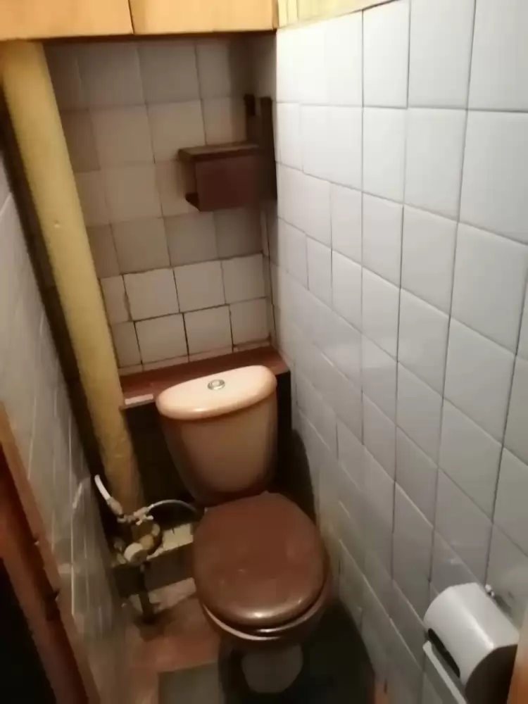 1000112569